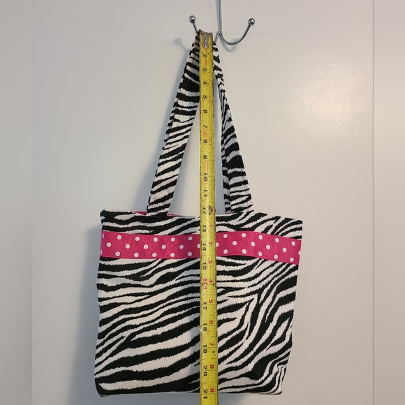 Toiletry Accessories set - pink and Zebra print - Picture 12 of 15
